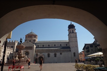 P8127073a.jpg